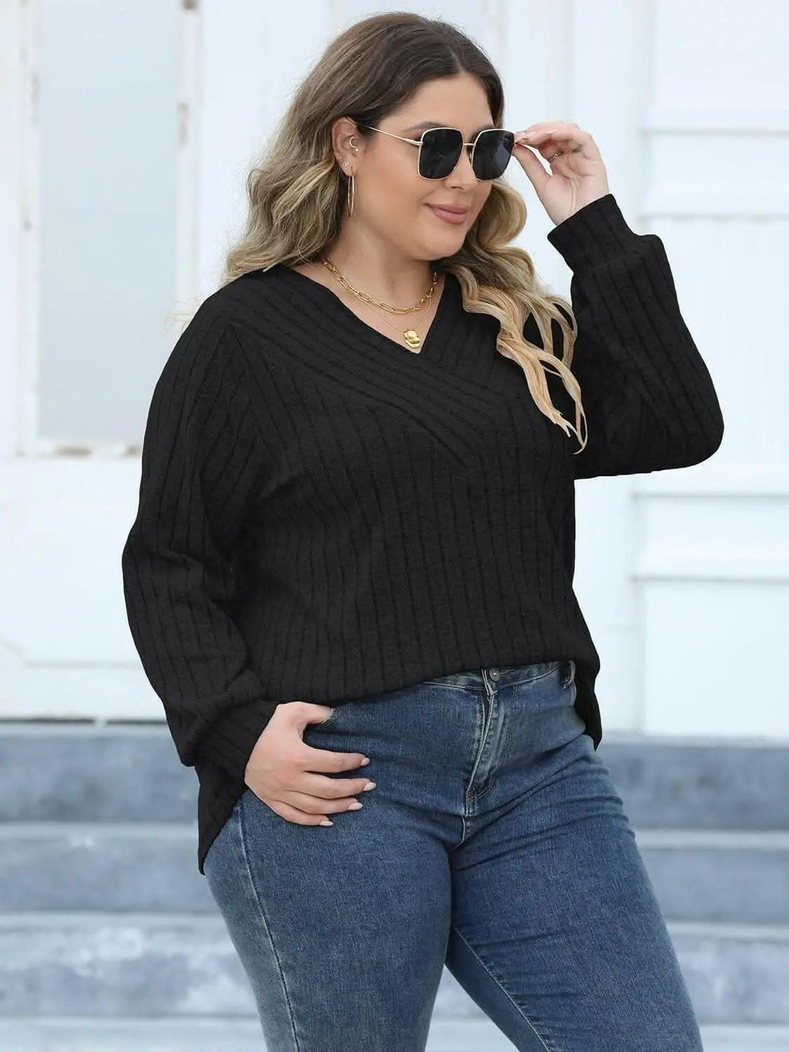 Cozy ribbed v-neck top for curves - Love Salve